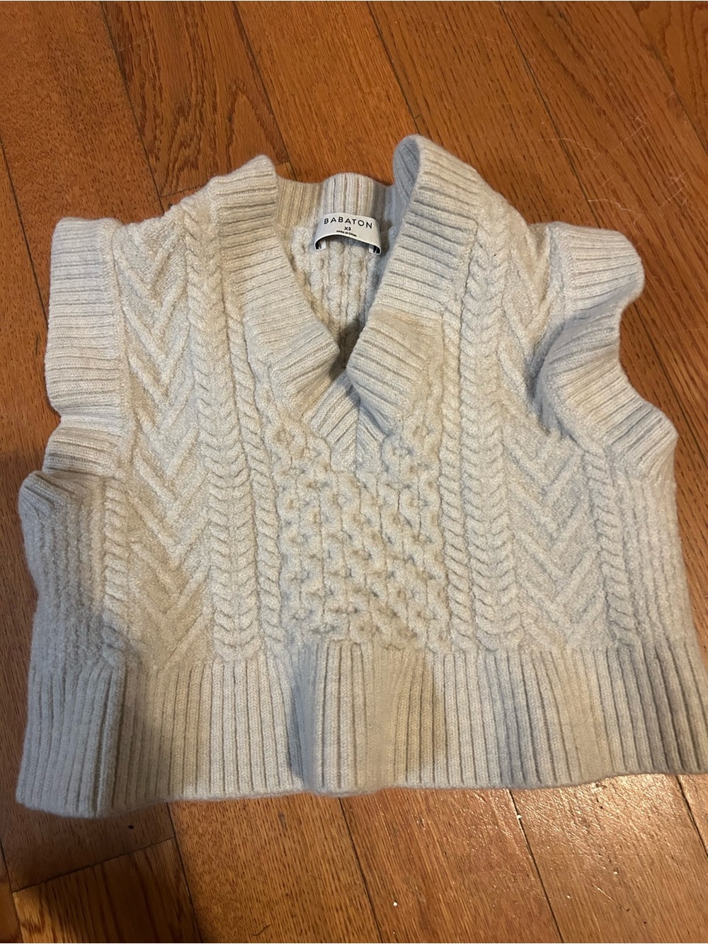 Babaton Aritzia Emporia 100% Merino Wool Cable Knit Sweater Vest Cream XS 83139
